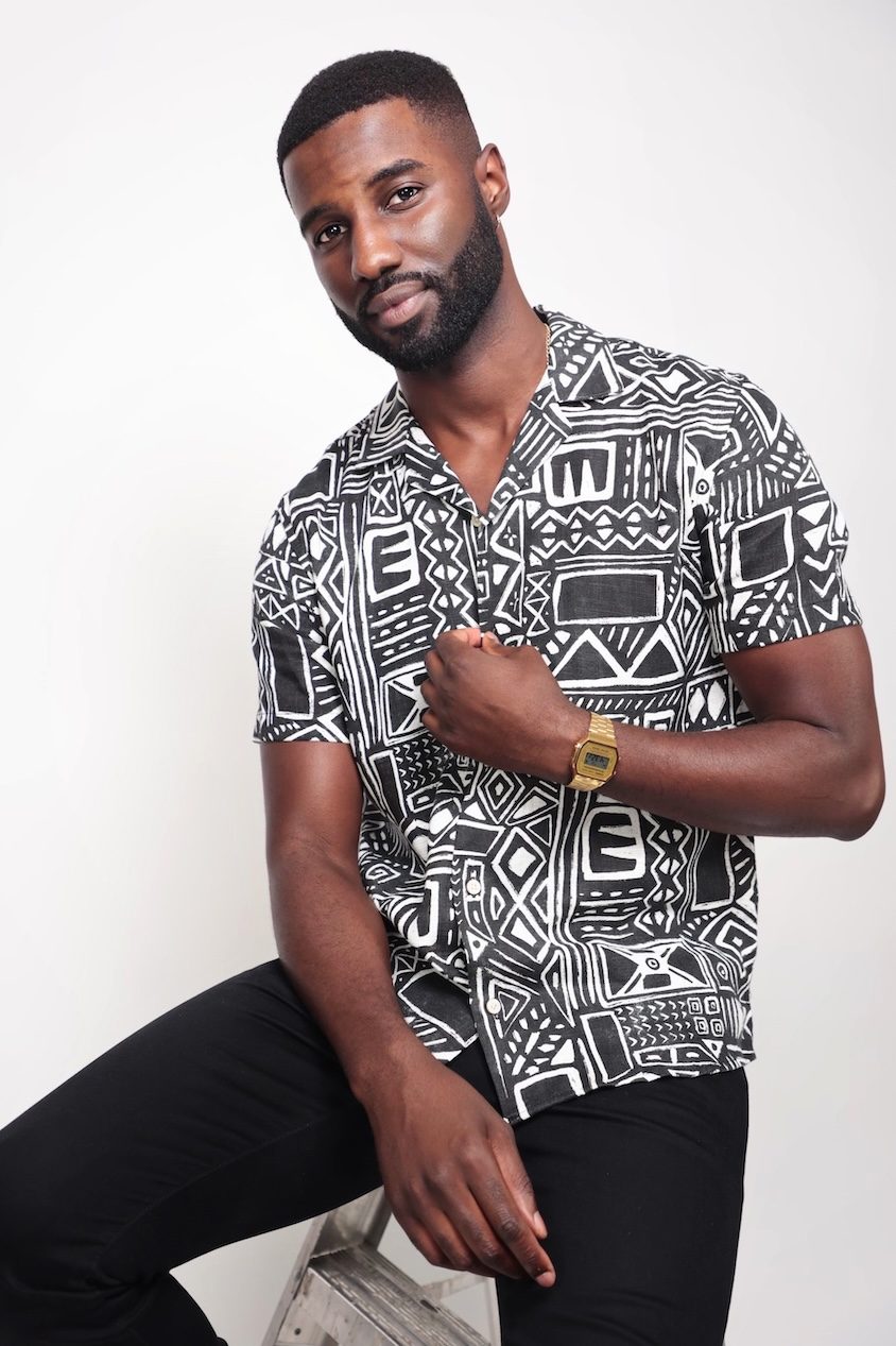 Marcus R. Smith — studio editorial